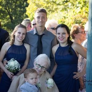 Meet your Posher, Emily